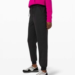 Lululemon Keep Moving Jogger Black
